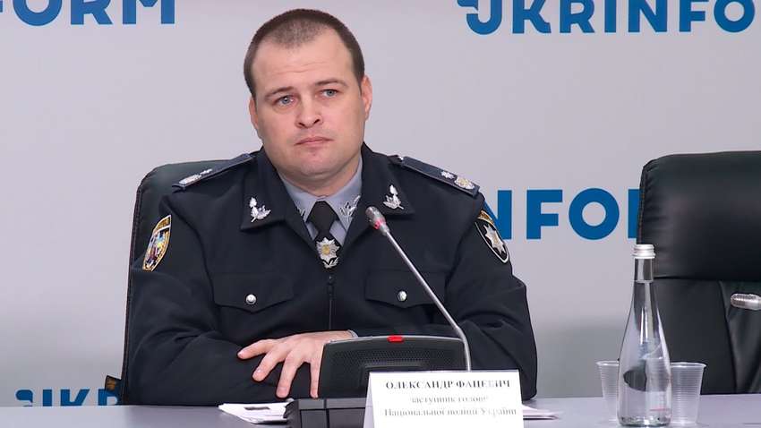 Увольнение и повестка. Полицейских, которые откажутся вступать в бригаду «Лють», накажут