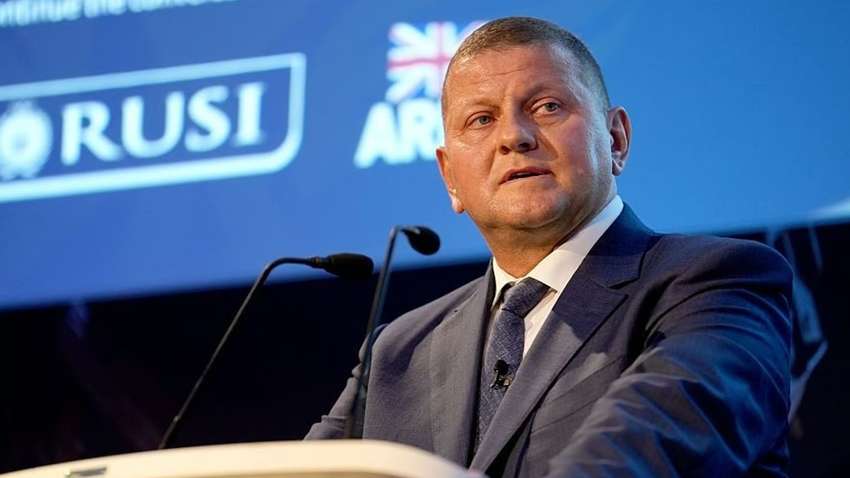 Залужний дорікнув західним партнерам через постачання зброї: як змінилася ситуація на полі бою 