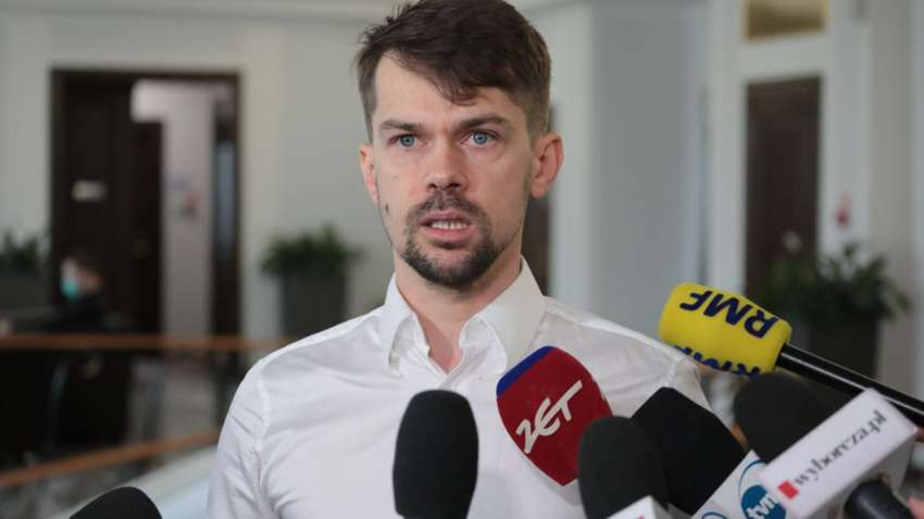 В Польше ставят ультиматум Украине на 20 лет по вступлению в ЕС В Польше ставят ультиматум Украине на 20 лет по вступлению в ЕС