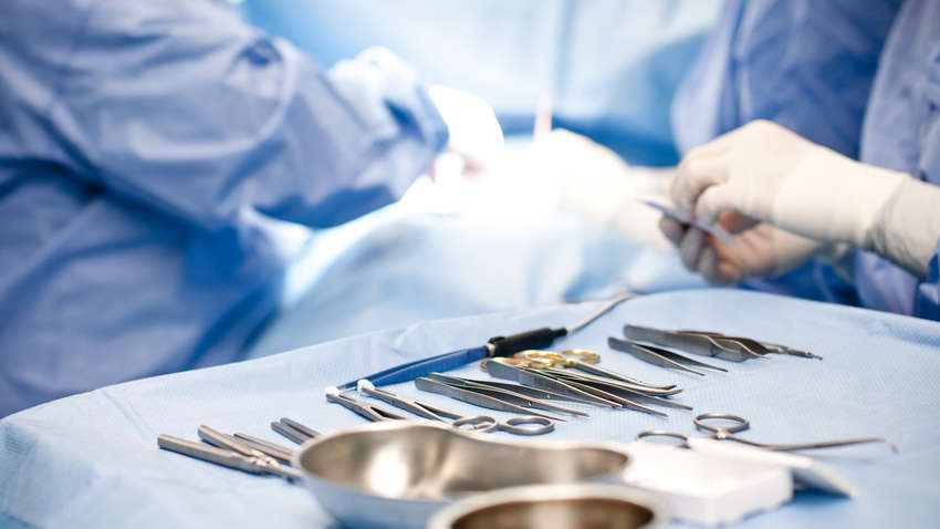 Склеивает раны за несколько секунд: ученые изобрели чудо-пластырь