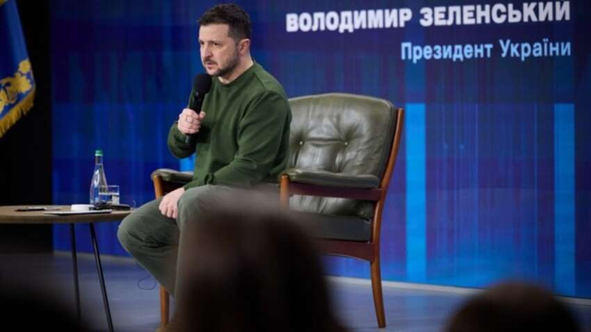 Зеленский панически избегает прямого диалога с народом: президенту озвучен резкий ультиматум Зеленский панически избегает прямого диалога с народом: президенту озвучен резкий ультиматум