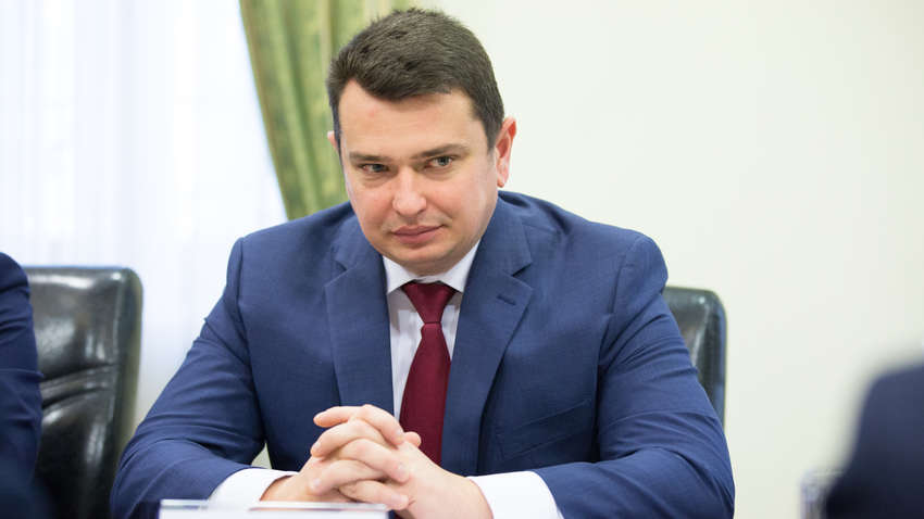 Суд оштрафовал директора НАБУ Сытника за отдых на Ровенщине