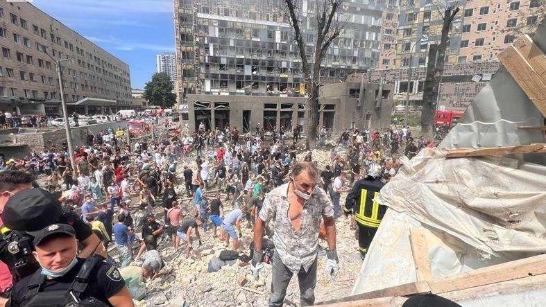 Почему именно сейчас Путин ударил по Охматдету: какой страх уже появился среди партнеров Украины Почему именно сейчас Путин ударил по Охматдету: какой страх уже появился среди партнеров Украины