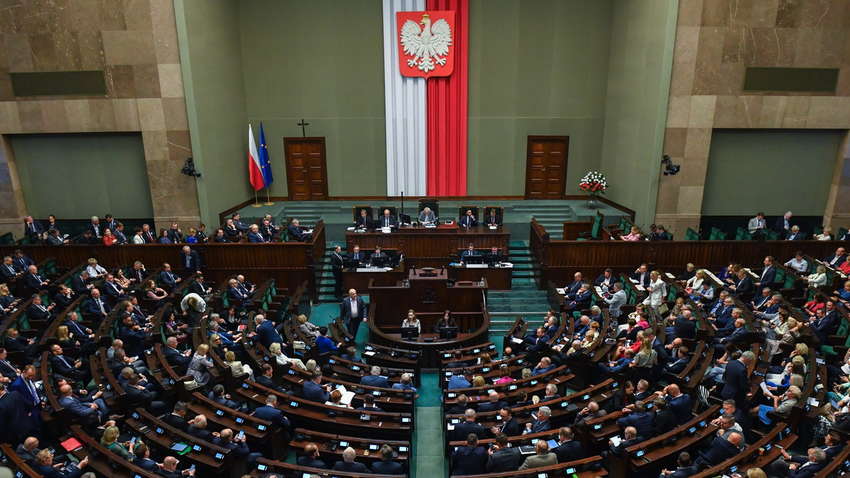 Сейм Польщі прийняв резолюцію про Волинську трагедію: звинувачують ОУН і УПА у геноциді Сейм Польщі прийняв резолюцію про Волинську трагедію: звинувачують ОУН і УПА у геноциді