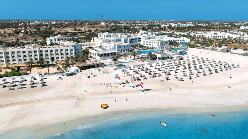 Украинским туристам закрыли въезд в еще одну страну