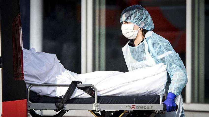 Лікарі назвали чотири ранні симптоми коронавірусу