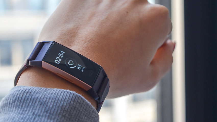 Компанія Google має намір придбати відомого виробника фітнес-пристроїв