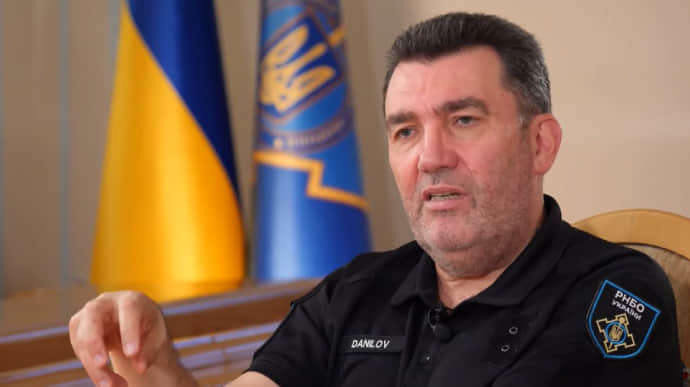 Процесс завершения войны начат: Данилов объяснил, что сейчас происходит в России Процесс завершения войны начат: Данилов объяснил, что сейчас происходит в России