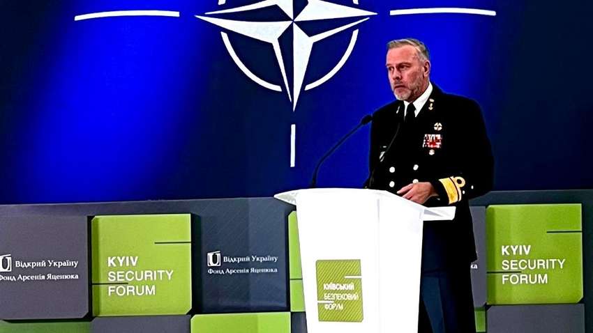 Адмирал НАТО назвал самую "страшную ошибку" в войне РФ против Украины Адмирал НАТО назвал самую "страшную ошибку" в войне РФ против Украины