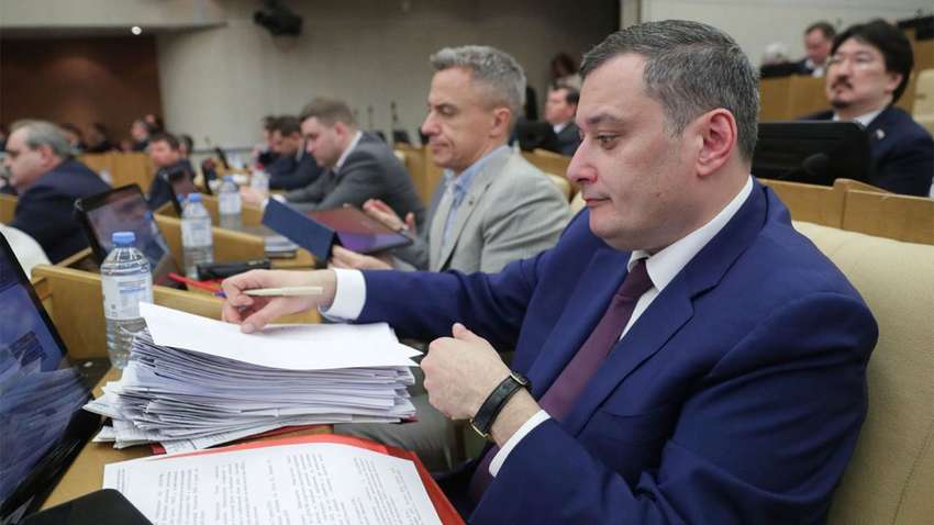 Божевілля прогресує. У РФ надумали перевіряти сексуальну орієнтацію чиновників Божевілля прогресує. У РФ надумали перевіряти сексуальну орієнтацію чиновників