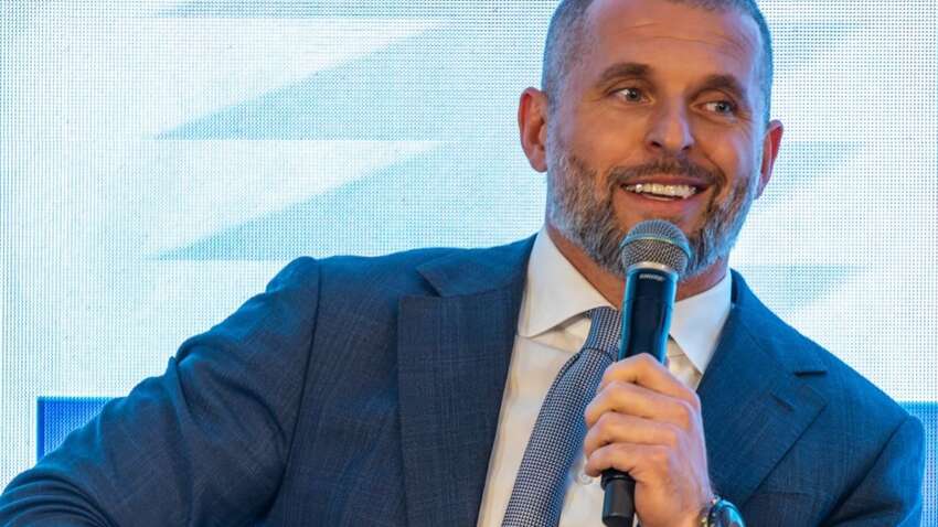 Матвей Бедный совсем не беден: в каком костюме заметили министра