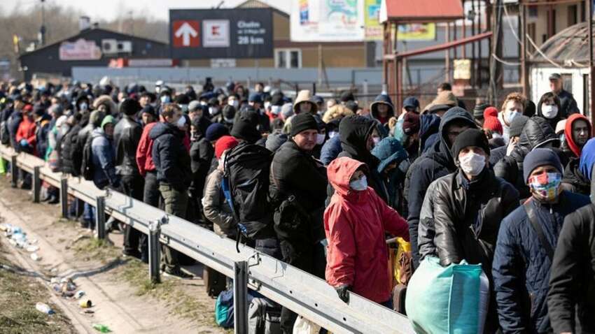 Ажіотаж на кордоні: українці масово повертаються з Польщі – яка причина (ВІДЕО)