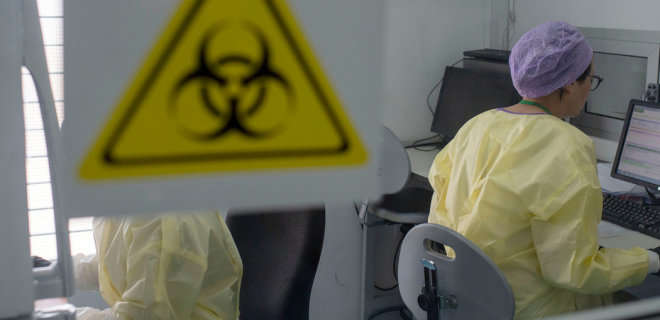 Новый карантин всё ближе: коронавирус вновь установил антирекорд в Украине Новый карантин всё ближе: коронавирус вновь установил антирекорд в Украине