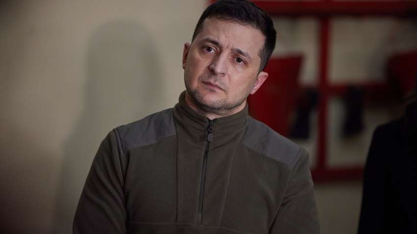 Зеленський відповів на пропозицію Порошенка щодо закону про колаборантів