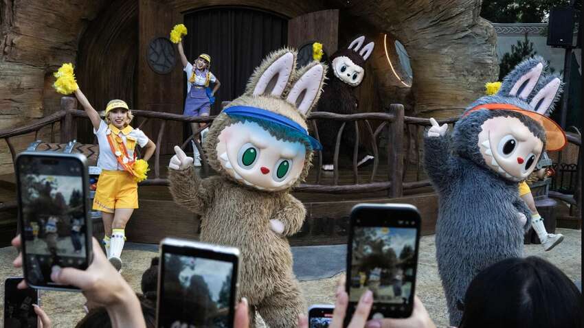 Власник Лабубу заробив у 2025 році більше, ніж відомі мільярдери