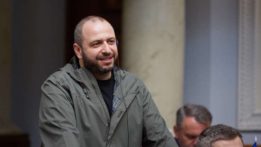 Демобілізація під час війни неможлива, але є інші варіанти: що сказав міністр оборони