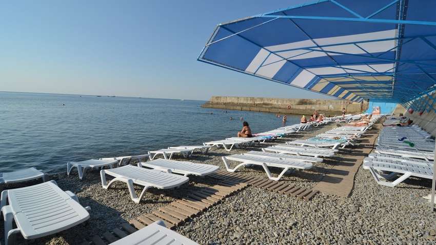 Россияне боятся ехать в Крым: спрос на аренду жилья на полуострове упал до рекордного минимума Россияне боятся ехать в Крым: спрос на аренду жилья на полуострове упал до рекордного минимума