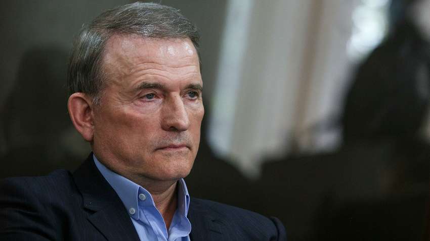 Влада не дочекається, щоб я покинув країну, - Медведчук