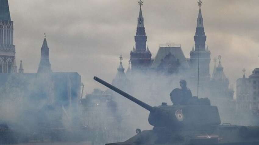 РФ у 2024 році витратить на армію майже третину бюджету: про що це говорить і до чого може призвести