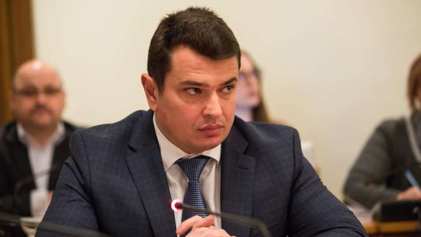 Официально коррупционер: Сытник должен покинуть должность директора НАБУ, - Татаров