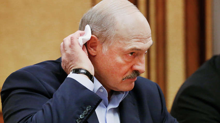 Лукашенко рассказал о повторных выборах в Беларуси и судьбе бастующих заводчан Лукашенко рассказал о повторных выборах в Беларуси и судьбе бастующих заводчан