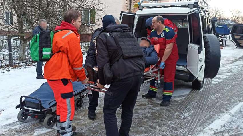 Ворог вдарив по місту на Чернігівщині: є влучання в будинки та підприємство