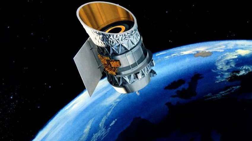 Два «мертвых» спутника могут столкнуться в любой момент