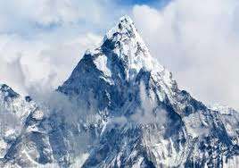 Ученые обнаружили горы, которые в 4,5 раза выше Эвереста: где они находятся Ученые обнаружили горы, которые в 4,5 раза выше Эвереста: где они находятся