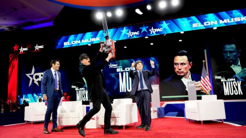 Илон Маск получил необычный подарок от президента