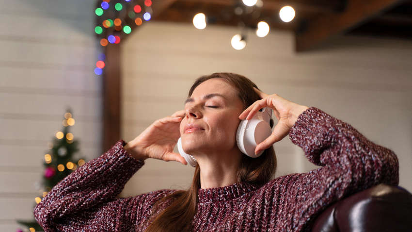 Музичний настрій Нового року: що слухають у Spotify, YouTube та Apple Music Музичний настрій Нового року: що слухають у Spotify, YouTube та Apple Music