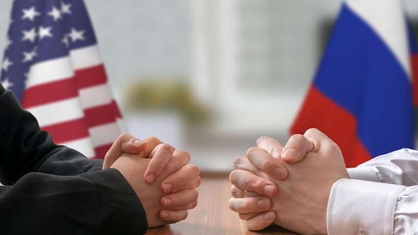 Россия ведет дополнительные тайные переговоры с США: что о них известно