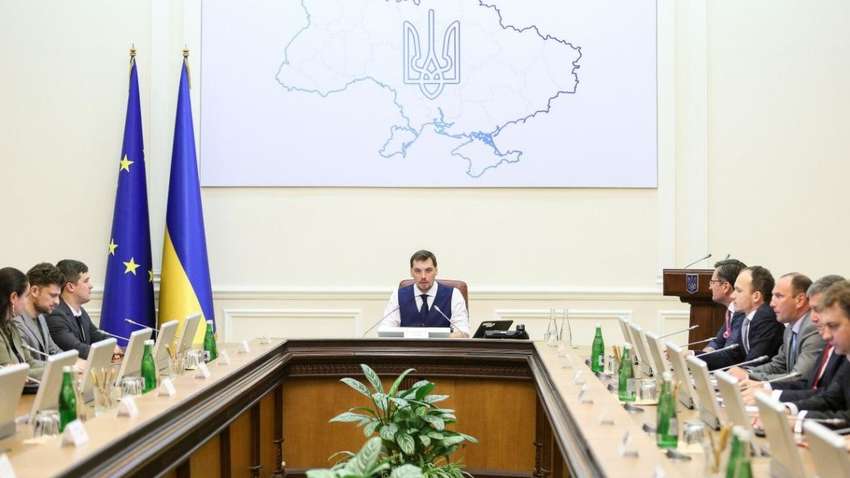 Програма діяльності Кабміну: набір благих побажань чи керівництво до дії