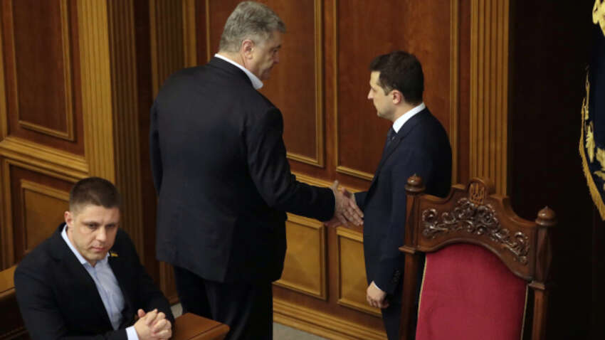Почему стала возможной встреча Зеленского и Порошенко: будет ли теперь диалог о будущем Почему стала возможной встреча Зеленского и Порошенко: будет ли теперь диалог о будущем