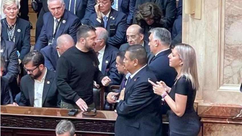 Зеленський поспілкувався з Орбаном в Аргентині