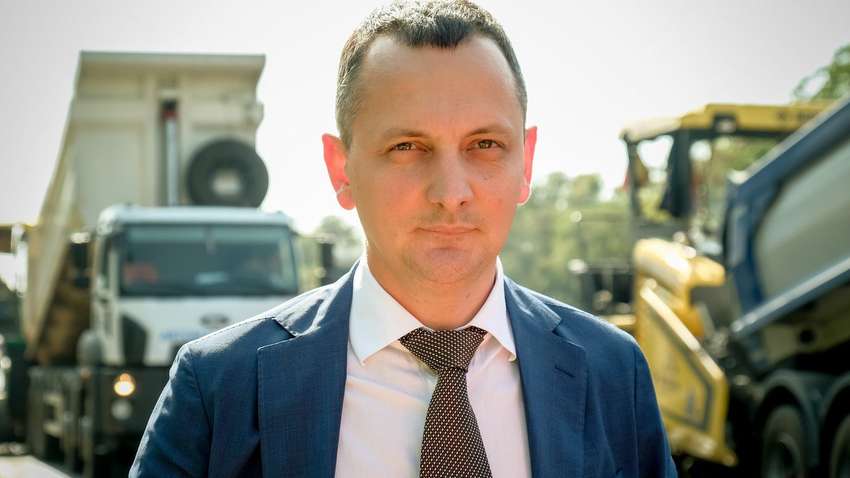 Кабмин продолжит децентрализацию и диалог с местной властью, - Голик