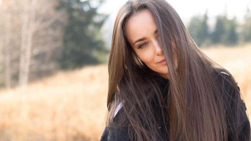 Ксения Мишина сверкнула фигурой в черном купальнике (ФОТО)