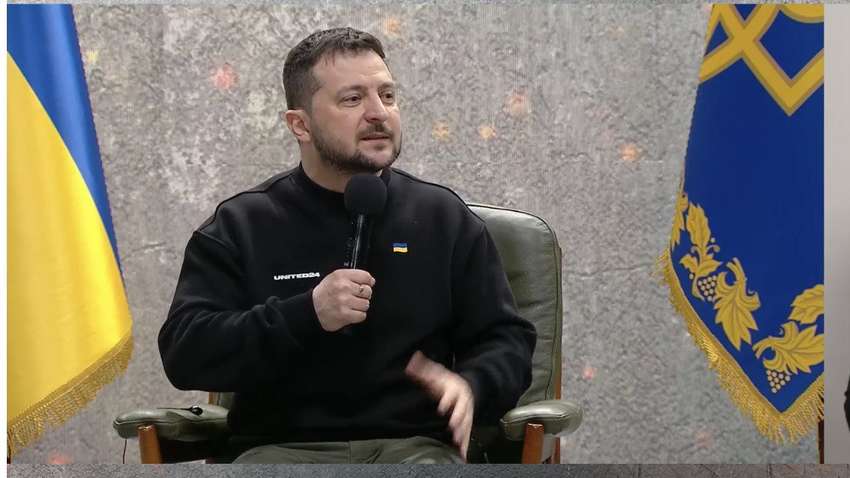 Що на думку Зеленського змусить російських олігархів взятися за внутрішню політику