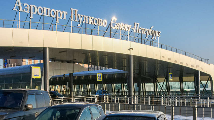 Петербург приймає естафету: чому вдруге з початку доби закривають аеропорт