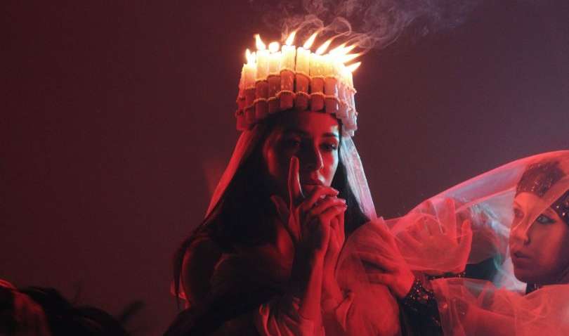 Злата Огневич знялася повністю оголеною