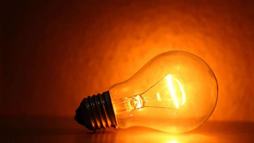 Відключення світла в Україні: де дізнатися важливу інформацію  