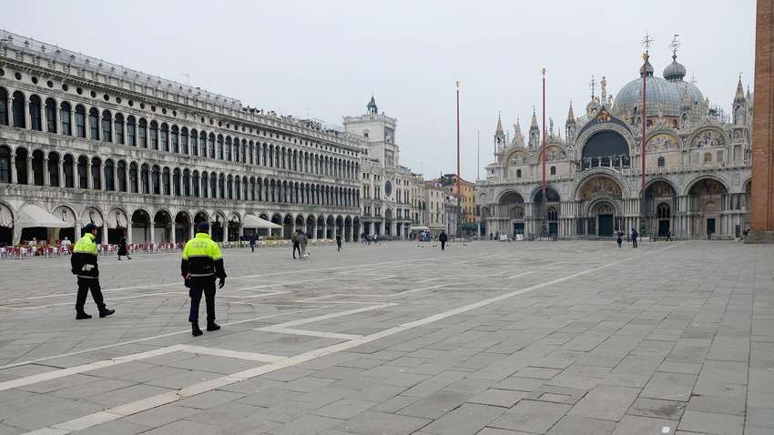 В Італії за добу стався новий стрибок смертності від коронавірусу COVID-19