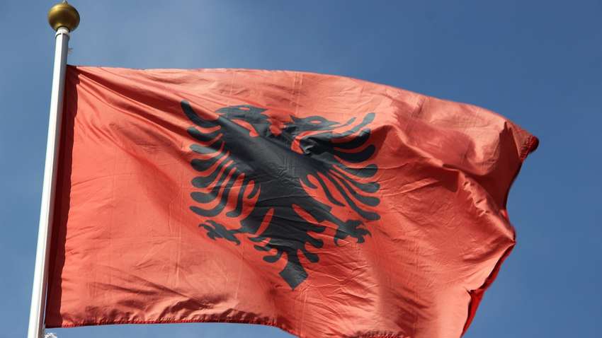 Яка балканська країна повністю скасувала коронавірусні обмеження для туристів