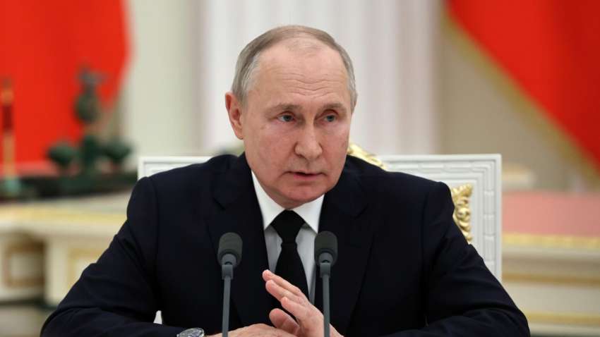 Путин назвал страну, чьи военные никогда не покинут Украину