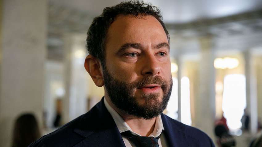 "Слуга народу" почала збирати підписи за виключення Дубінського з фракції