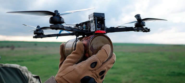 Військові скаржаться на дрони, які постачає держава: «це шлак» Військові скаржаться на дрони, які постачає держава: «це шлак»