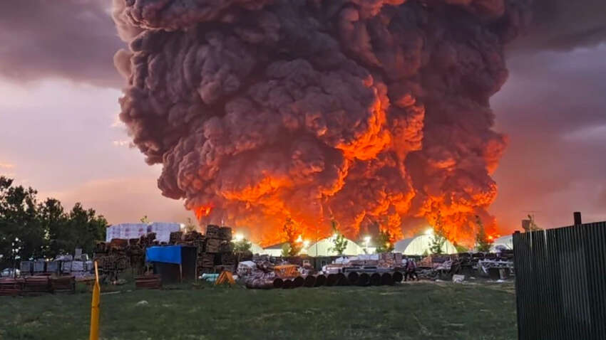 Россию снова охватил адский огонь: что в это раз атаковала Украина