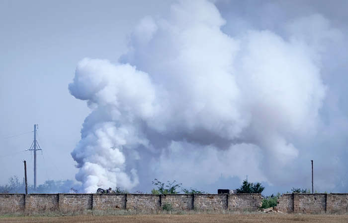 Россияне убегают из-под Джанкоя: эвакуировали уже 2000 человек