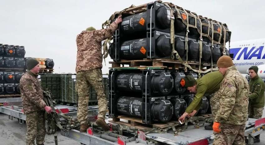 Чому Україні час шукати запасні варіанти: які шанси, що США продовжать нам допомагати