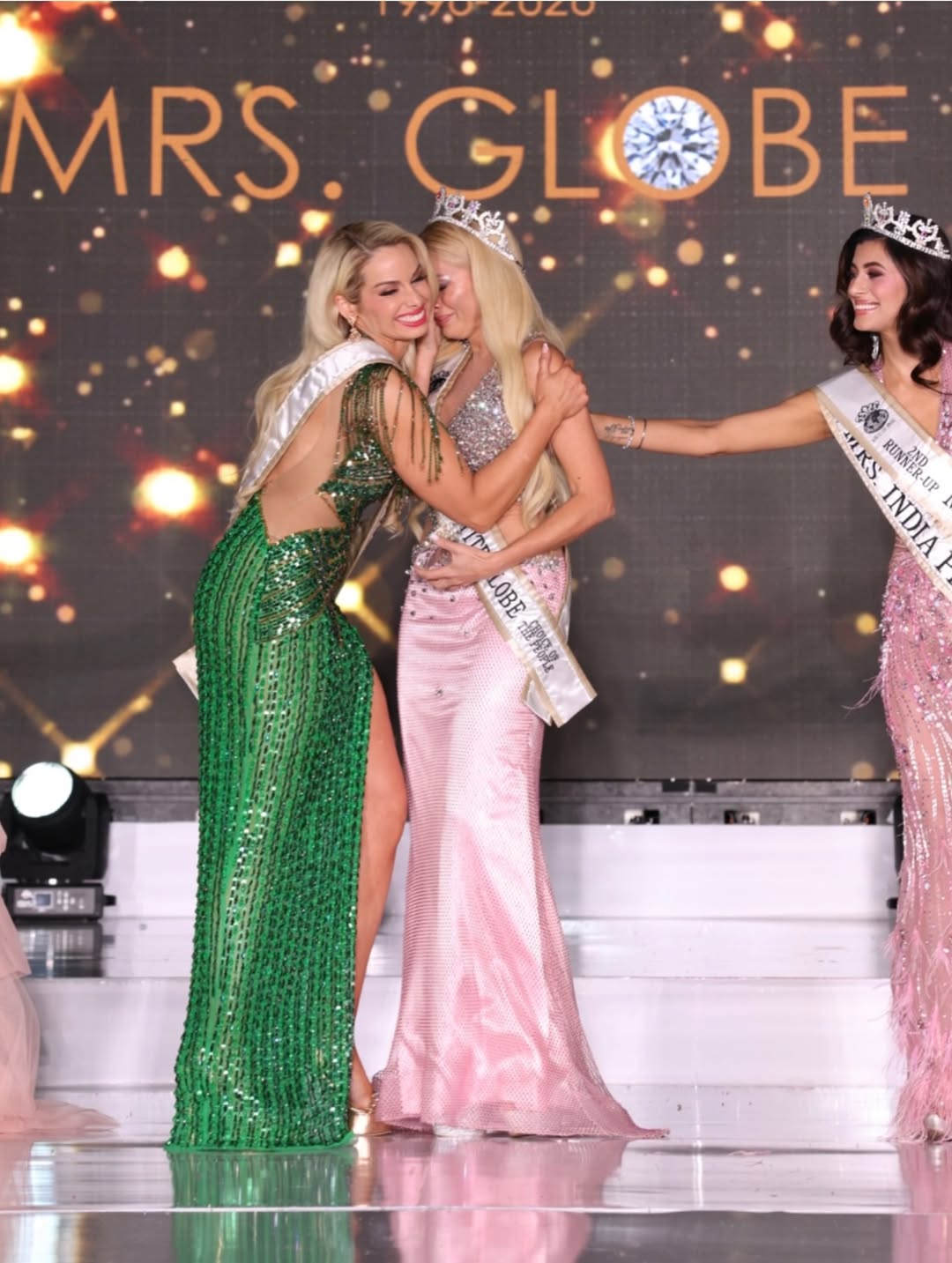 Украинка мать троих детей победила на мировом конкурсе красоты Mrs. Globe (ФОТО) - фото 2