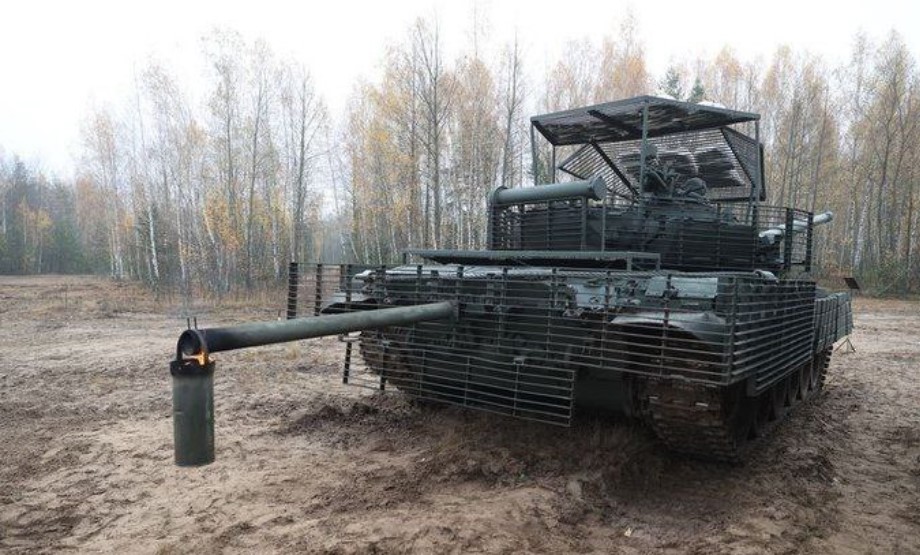 Белорусские военные придумали «сверхсовременную» защиту от джавелинов и NLAW – ведро - фото 2